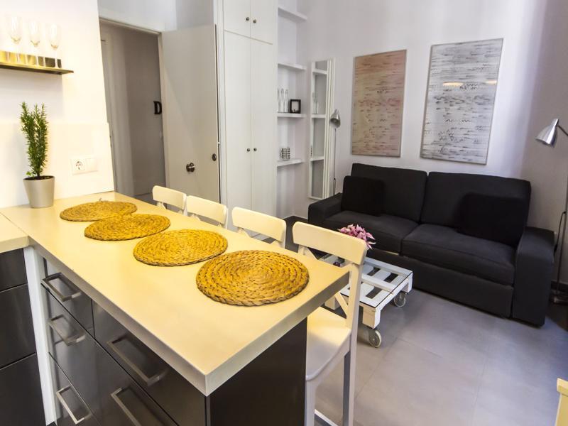 Apartamentos Malaga Picasso المظهر الخارجي الصورة